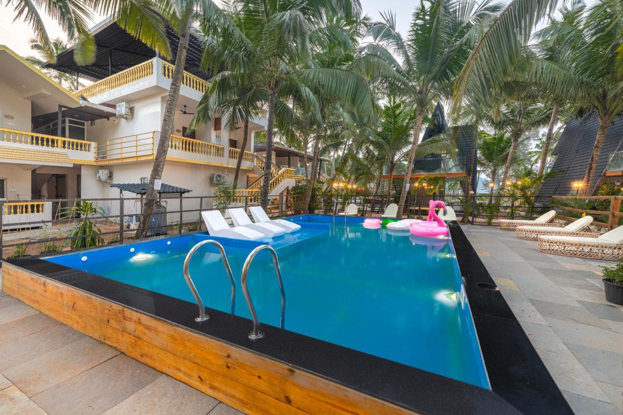The Rose Goa Beach Resort Агонда Екстер'єр фото