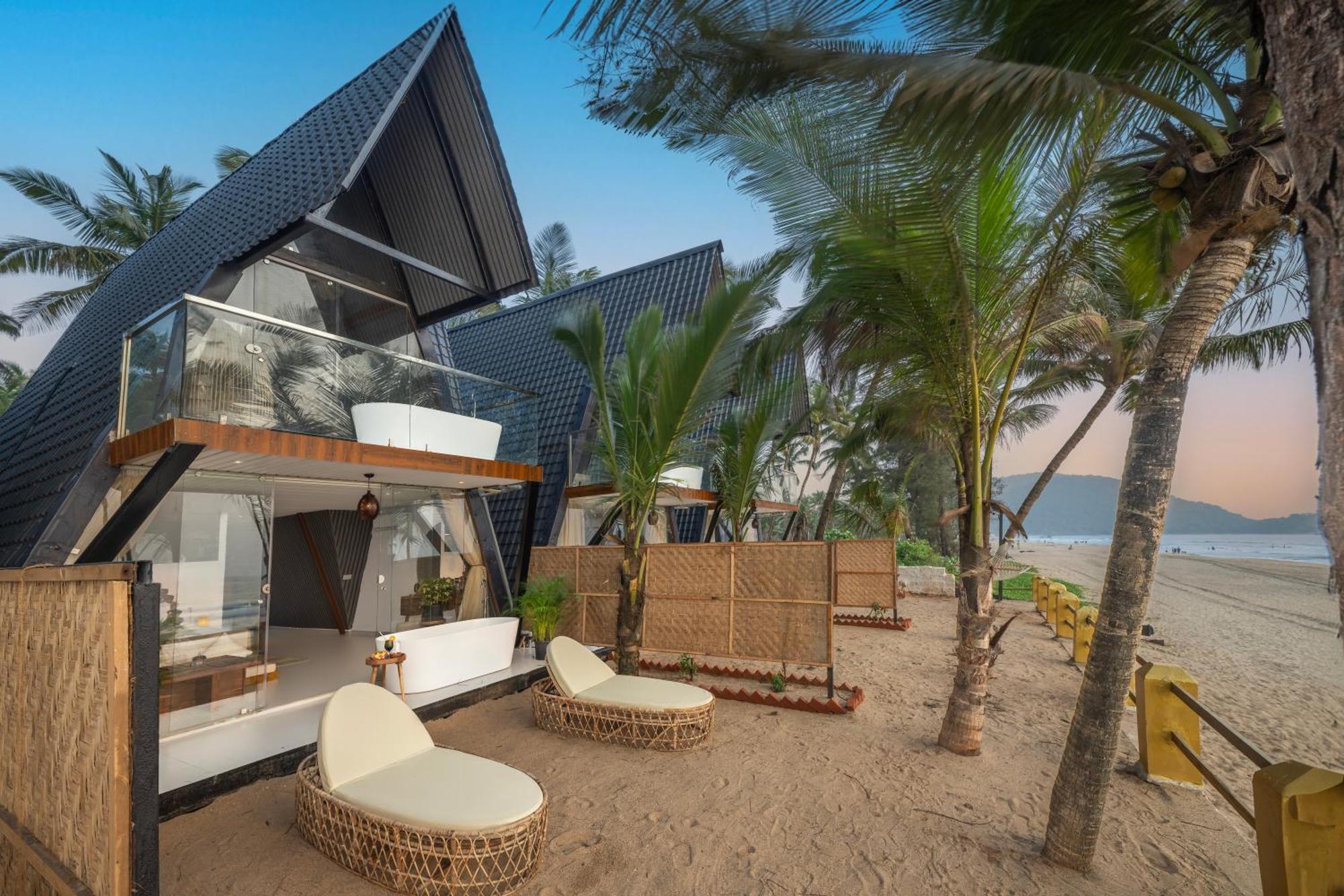 The Rose Goa Beach Resort Агонда Екстер'єр фото