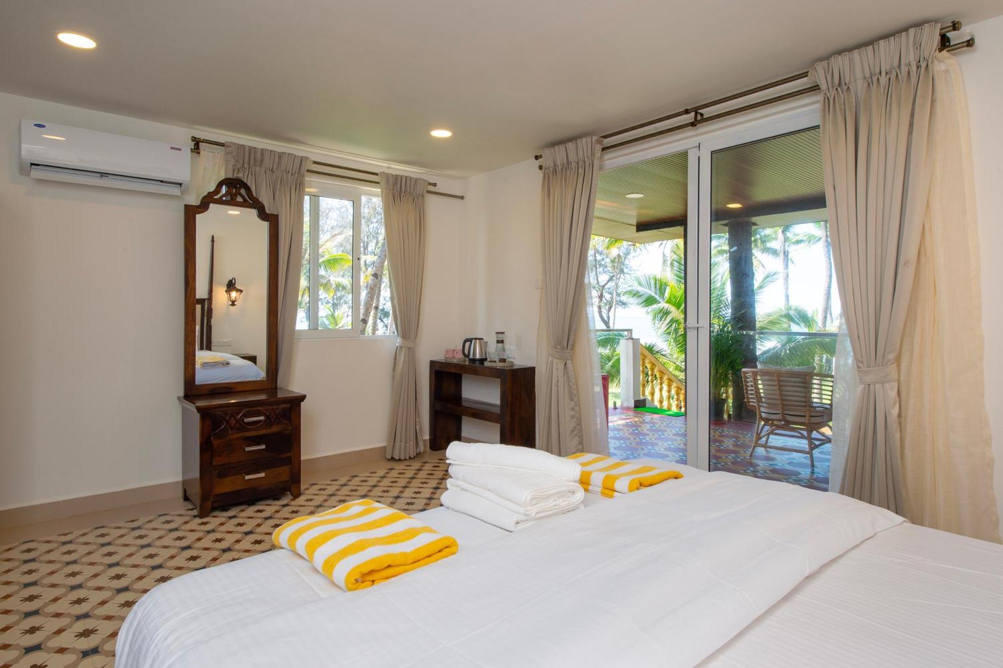 The Rose Goa Beach Resort Агонда Екстер'єр фото