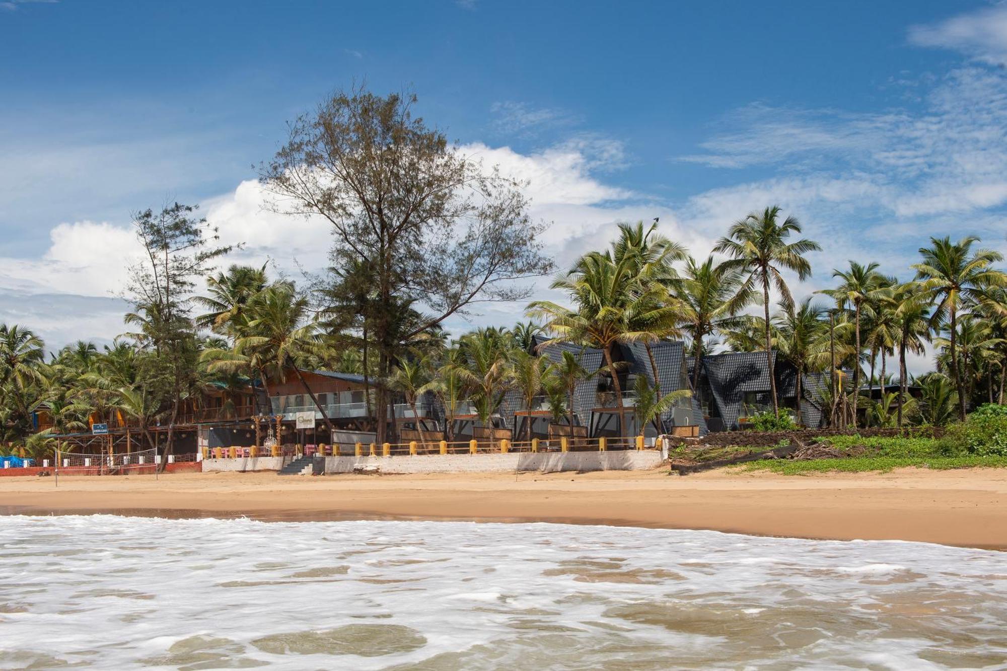 The Rose Goa Beach Resort Агонда Екстер'єр фото