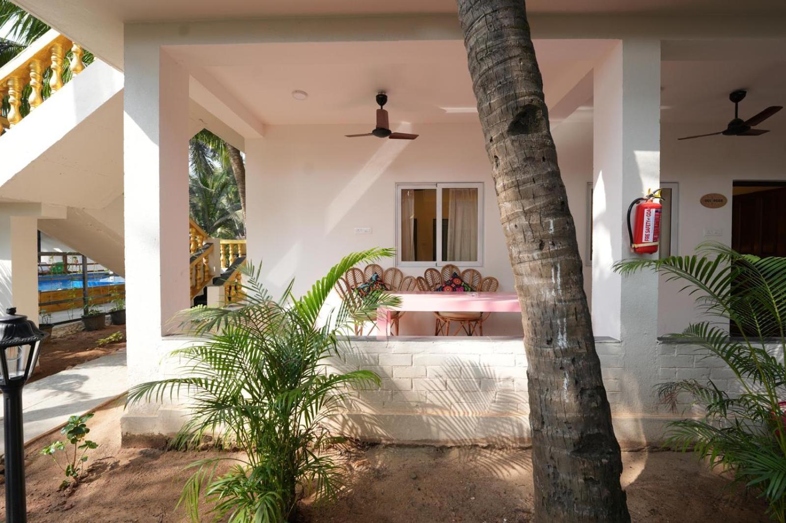 The Rose Goa Beach Resort Агонда Екстер'єр фото